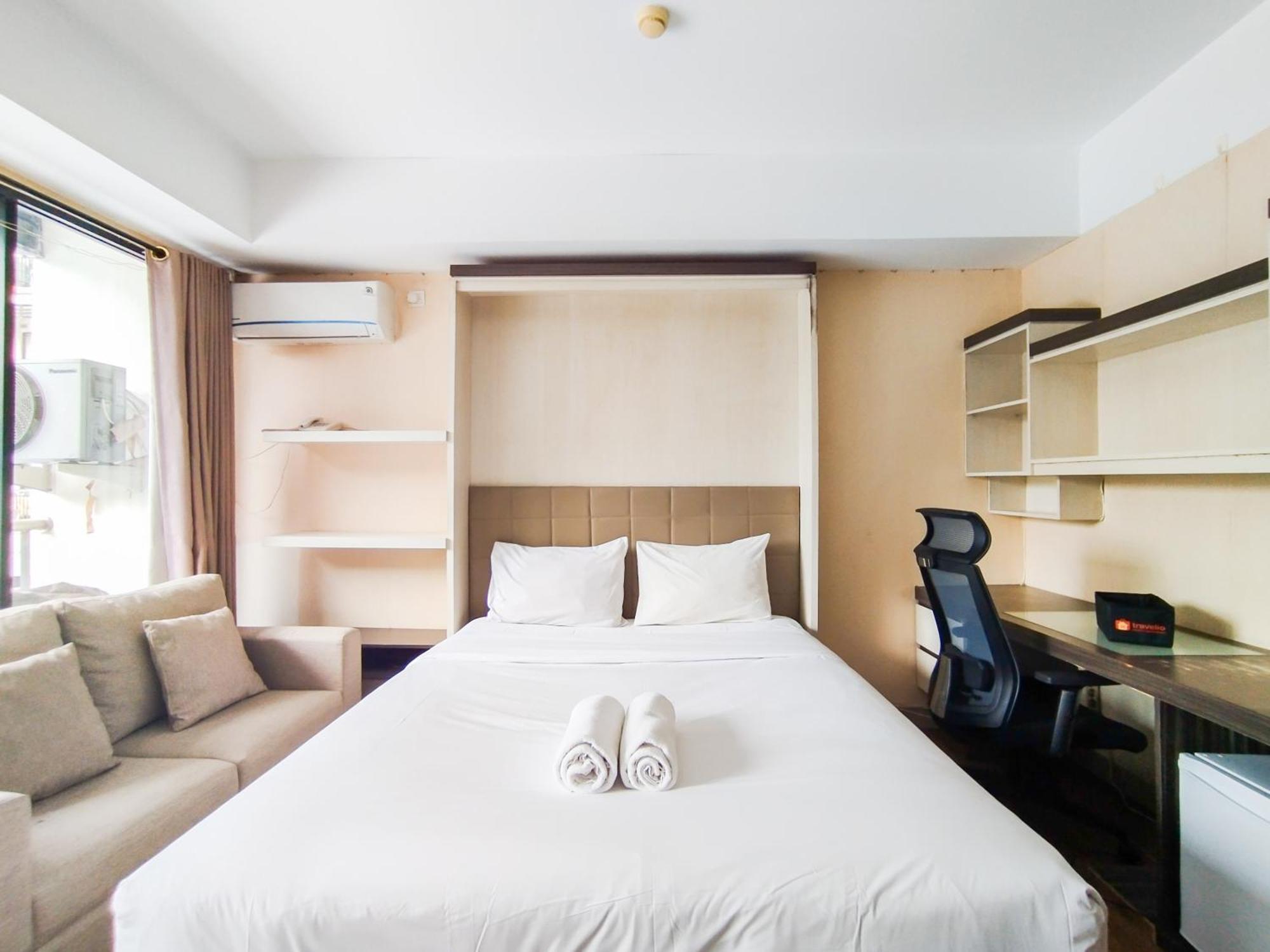 Simply And Comfy Studio Room Apartment Beverly Dago By Travelio Bandung Esterno foto
