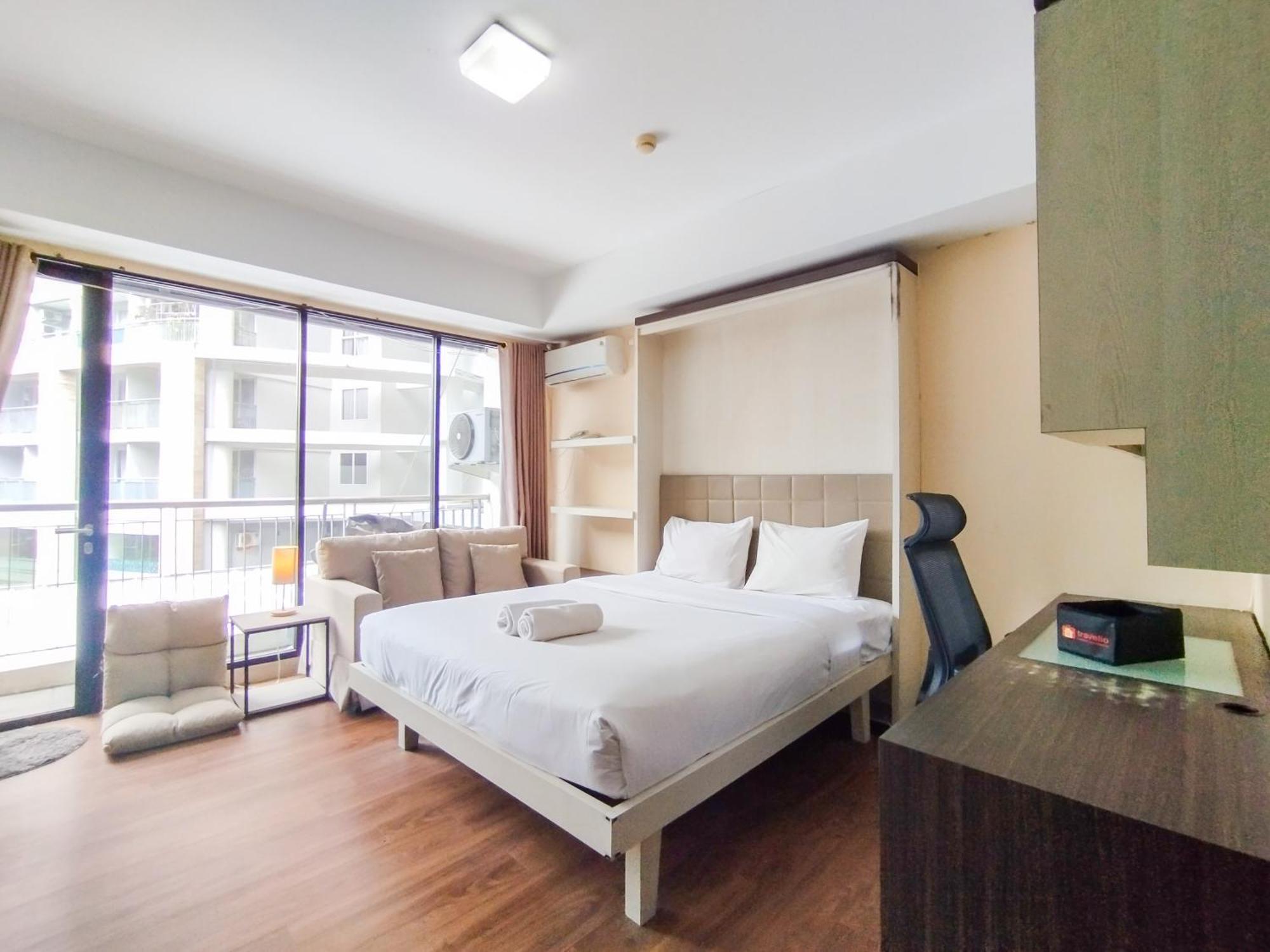 Simply And Comfy Studio Room Apartment Beverly Dago By Travelio Bandung Esterno foto